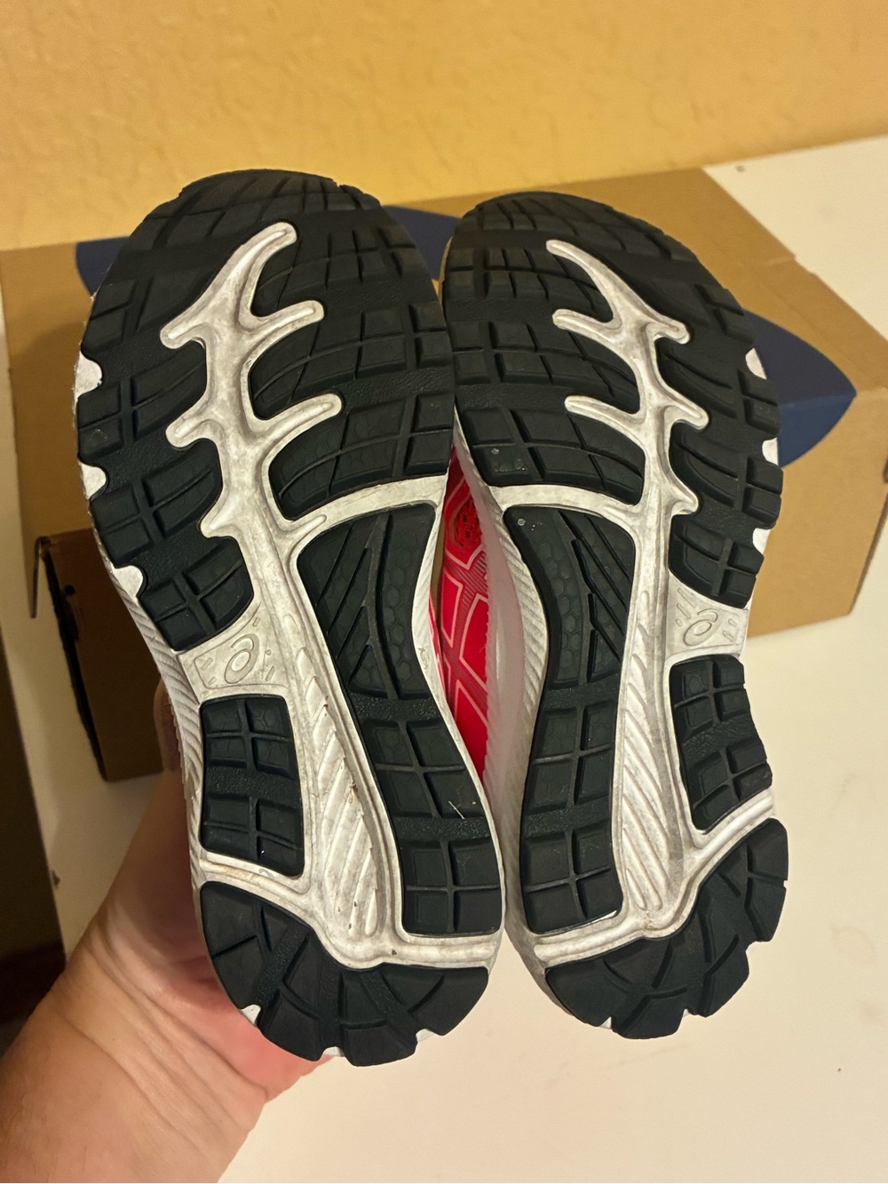 Asics Kids Contend 8 School Yard Running Shoes Size 10 - Picture 8 of 16